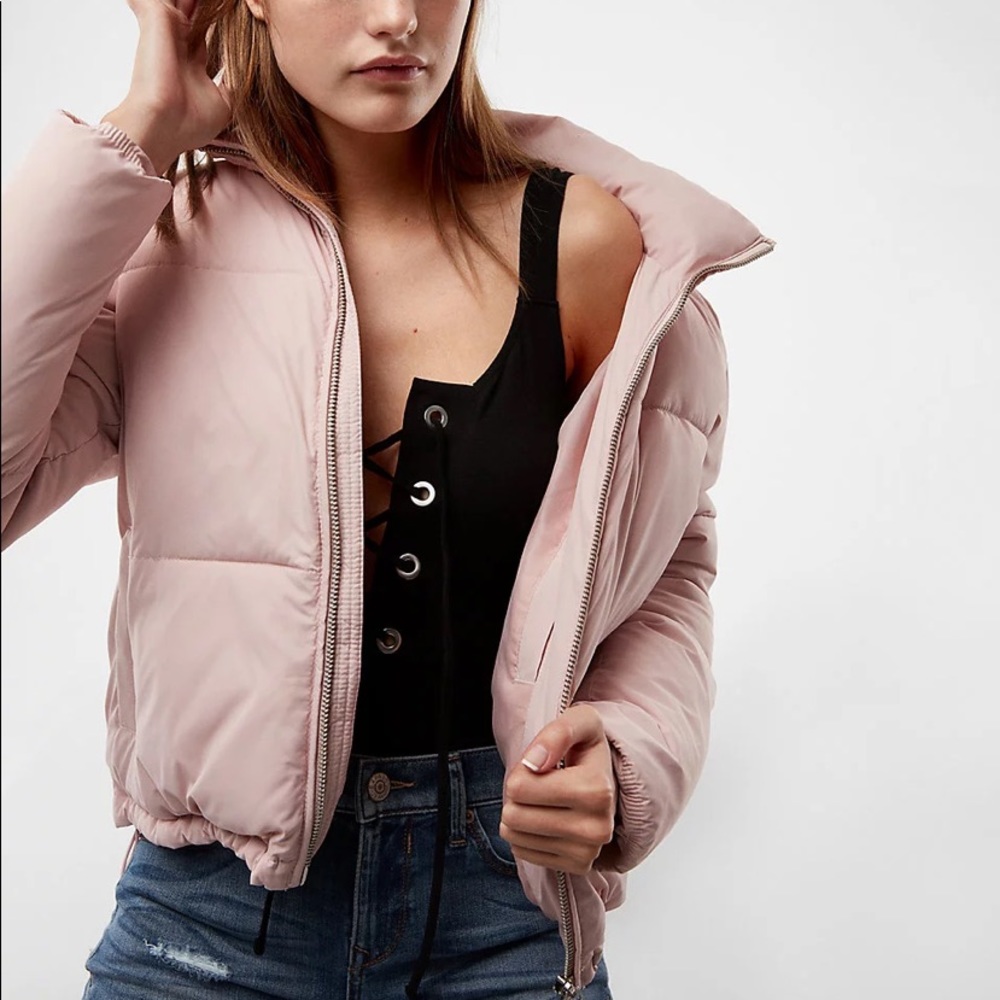 ZIP FRONT SHORT PUFFER COAT